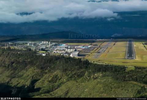 “苏克雷元帅”国际机场 (厄瓜多尔 皮钦查省 基多)