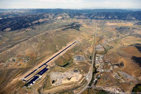 米克“库尔特基地”机场 (美国 科罗拉多州 里奥布兰科县 米克)