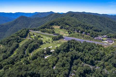 空气山机场 (美国 北卡罗莱纳州 扬西县)